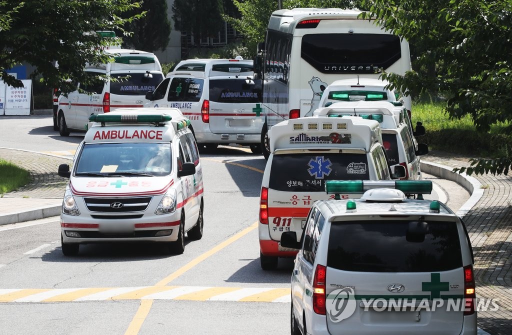 오후 6시까지 전국서 1181명 확진…어제보다 23명 적어