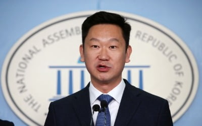 盧 사위 곽상언, 與 적통 경쟁에…"노무현을 놓아달라" 호소