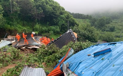 [속보] 광양서 폭우로 산사태…주택 4채 덮쳐 1명 실종