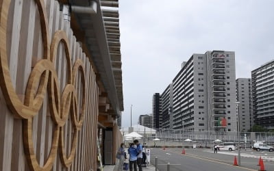 日 하루 확진 1만명 육박…현지 전문가들 "의료붕괴 심각" 경고 