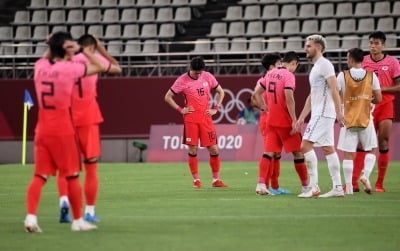 [속보] '올림픽 첫 경기' 축구 대표팀, 뉴질랜드에 0-1 충격패