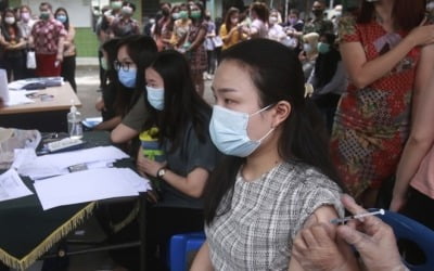 코로나 전세계 누적 사망 400만 육박…변이 확산에 촉각