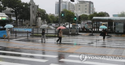 [날씨] 전국 장마 영향권…남부, 최대 300mm 호우