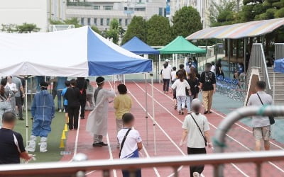 인천서 62명 확진…초등학교 집단감염 관련 16명 추가