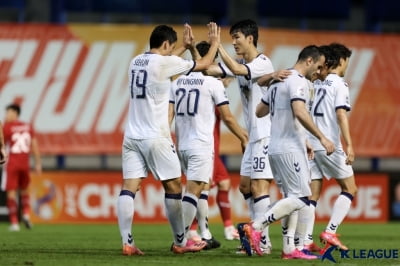 울산, 비엣텔 3-0 격파하고 ACL 14연승…조 선두 유지