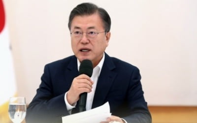 문 대통령, 오늘 수도권 특별방역점검회의…오세훈·이재명 참석