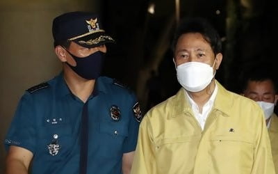 오세훈, 뚝섬한강공원 '방역 순찰'…"시민불편 죄송"