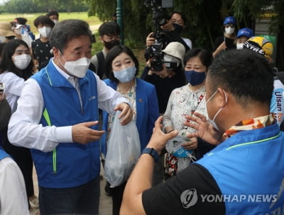 이낙연 "이재명측 공격 대꾸 안 할 수 없어…과열경쟁 자제해야"