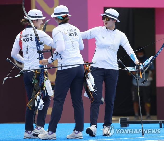 여자양궁, 벨라루스 꺾고 결승 진출…단체전 9연패까지 '1승'