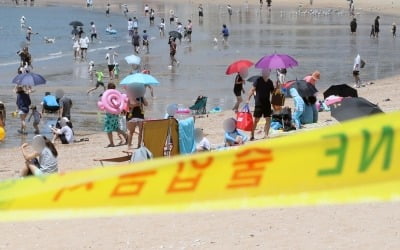 "일 확진자 2000명 이상 나올 수도"…수도권 4단계 연장되나