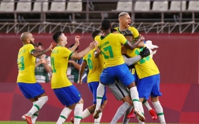 브라질 축구, 한국 이겼던 멕시코 누르고 결승 진출