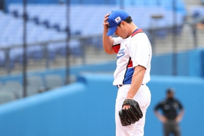 한국야구 '디펜딩 챔피언' 자존심 짓밟혔다…'노메달'로 귀국 [종합]