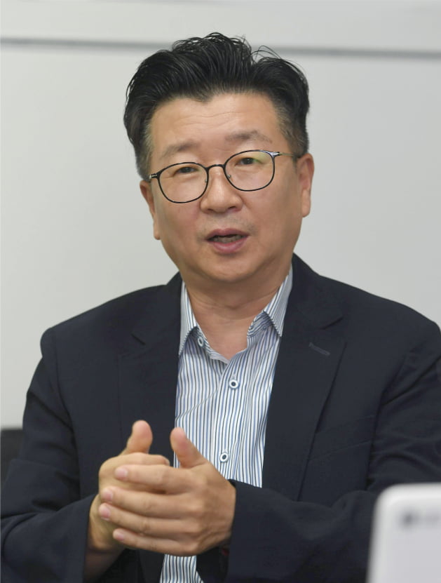 [CEO가 만난 CEO] 한국의 모더나로 주목받는 아이진