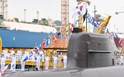 '국산 1호' SLBM 장착 잠수함 도산안창호함 취역