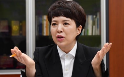 김은혜, '이재명표 기본주택' 직격…"돌가루로 빵 만들 순 없어"