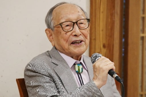 "'언론 압박' 文정부, 北·中처럼 될 것"…101세 철학자의 경고 