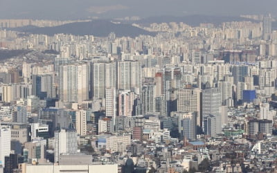 임대차법이 불지른 전셋값…서초 재건축 시작하자, 용산 11% 치솟아