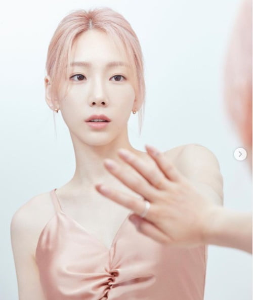 태연, 역대급 요정美…나이는 나만 먹나 [TEN ★]