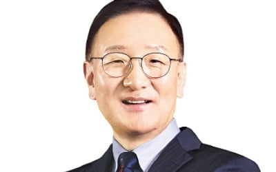 "보안·가격 다 잡은 하이브리드 클라우드로 승부"