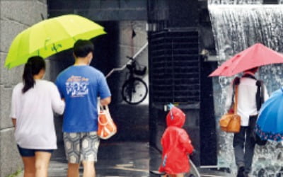 中·日 때린 '가을장마' 한국 상륙…전국에 게릴라성 호우 내릴 듯