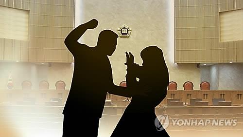 접근금지 명령에도 아내 살해시도 70대, 2심서 중형
