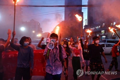 [인터뷰] 쿠데타 6개월 '저항은 계속된다' 미얀마 젊은이들