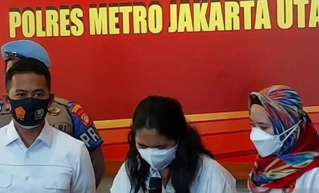인도네시아도 '빈 주사기' 접종 논란…간호사, 눈물로 사과