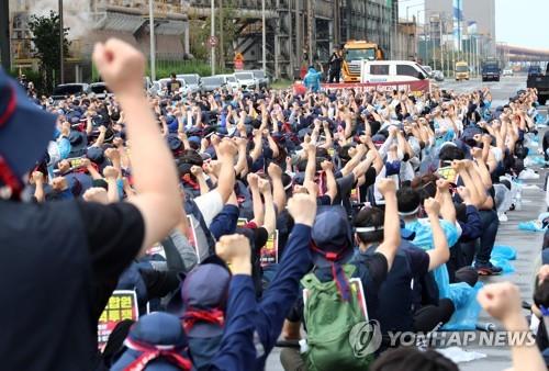 코로나19 확산 우려 속 현대제철 당진제철소서 1천400명 집회