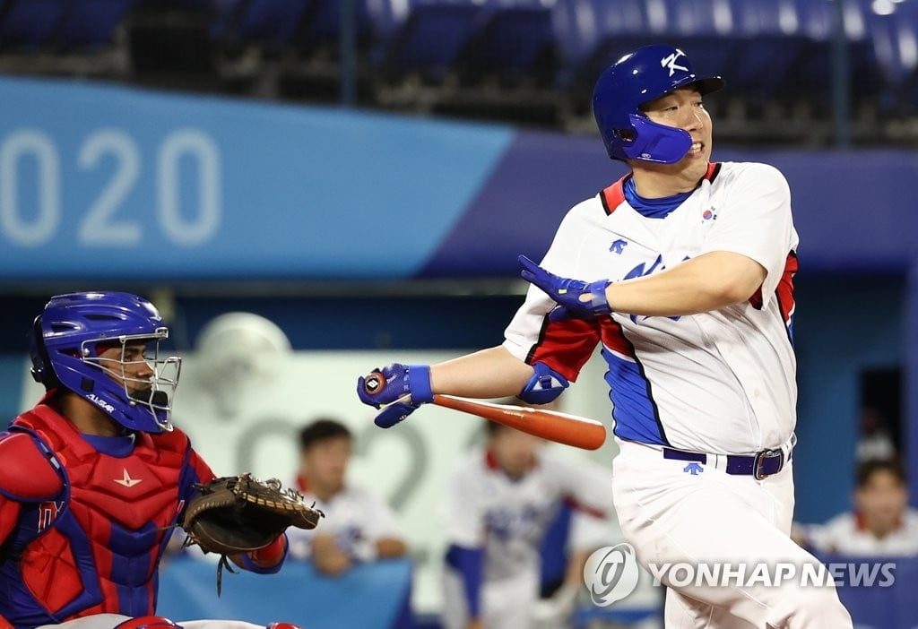 한국 야구대표팀, 기적같은 뒤집기…김현수, 9회말 끝내기