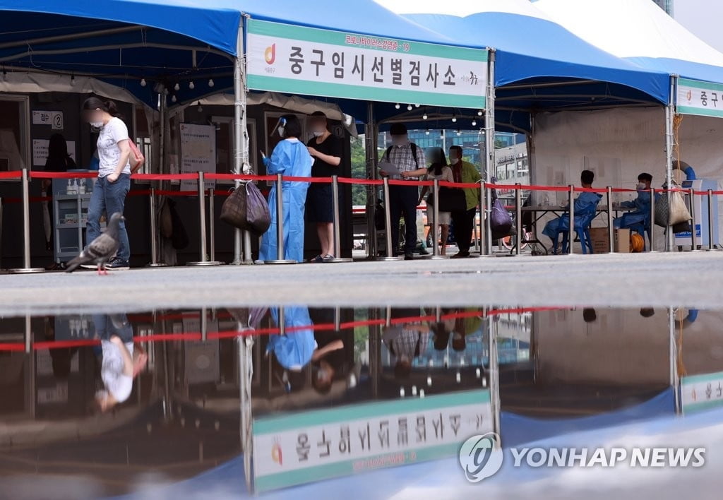 1700명 예상, 델타플러스 새 변수…수도권 4단계 연장?