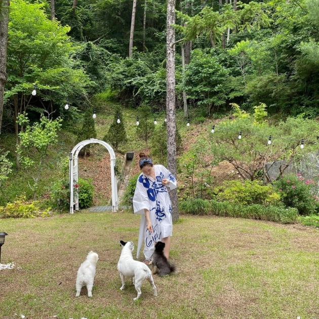 '임신' 성유리, 태어날 쌍둥이에 "삼총사"까지…대가족 이뤘네 [TEN★]