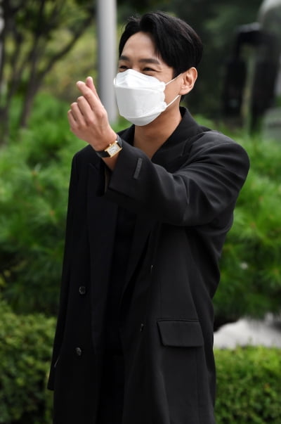 [TEN 포토] 곽시양 '가슴에서 꺼낸 하트~'