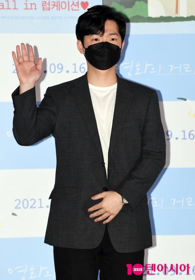 [TEN 포토] '영화의 거리' 연출한 김민근 감독 