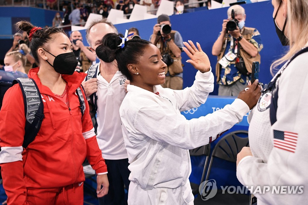 -올림픽- 중압감 이겨낸 '체조여왕' 바일스, 평균대서 값진 동메달