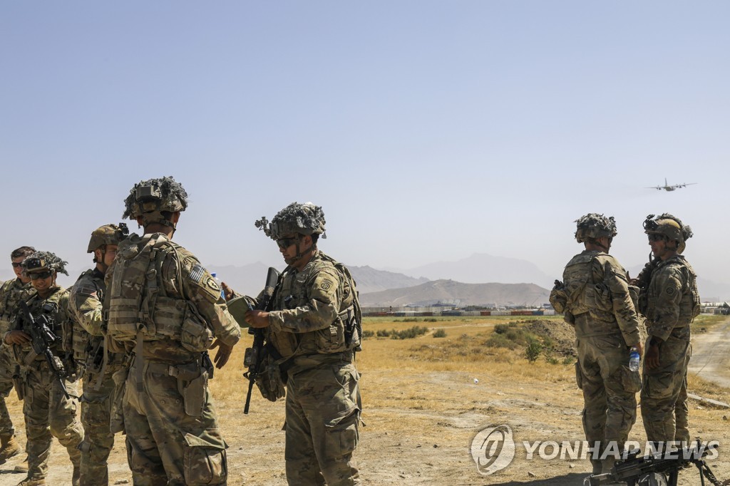 미국, 아프간 IS 공습…카불 공항 테러 보복