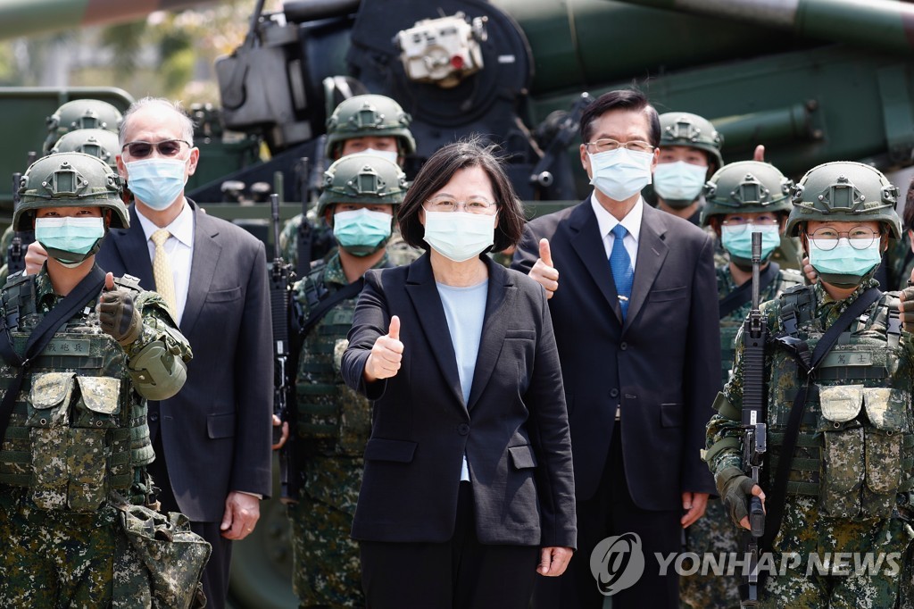 미 함정 대만해협 통과…아프간발 '동맹들 불신' 우려 속 시위(종합)