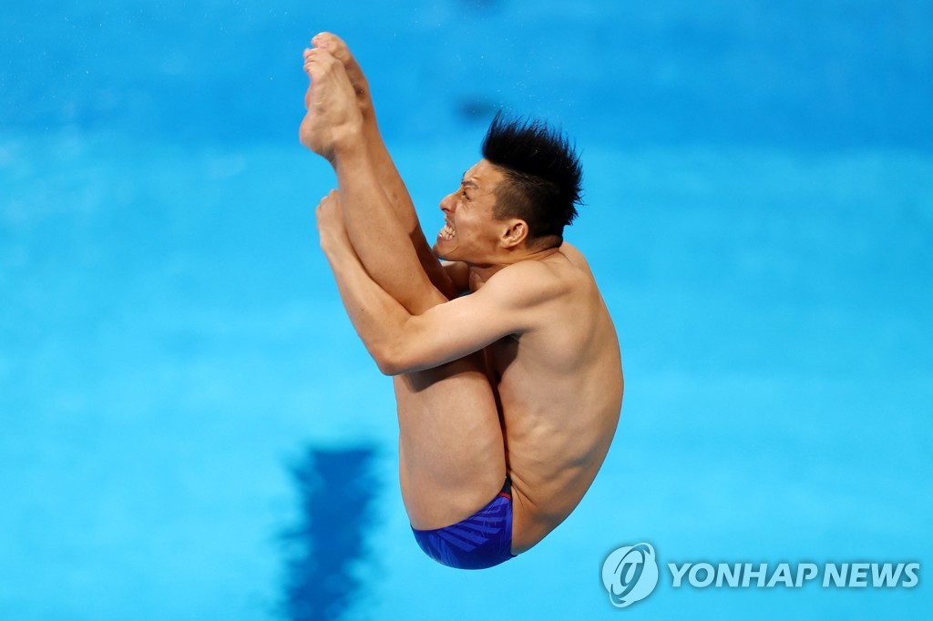 [올림픽] 6번째 도전 마친 불혹의 일본 '다이빙 전설'에 기립박수