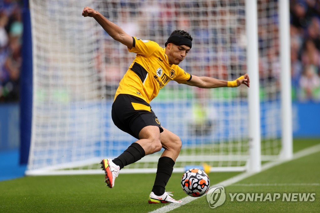 두개골 골절 히메네스, 9개월 만의 EPL 복귀 "포기하지 않았다"