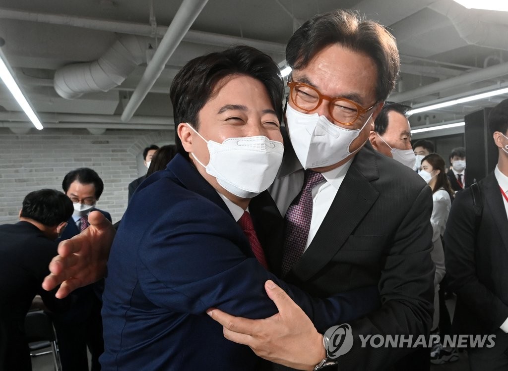 의장단 마지막 빈자리 채운 당내 최다선 정진석…중재력 주목