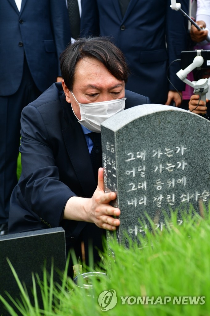 '보수 기근' 호남서 홍준표 고공 지지율…개인기냐 역선택이냐