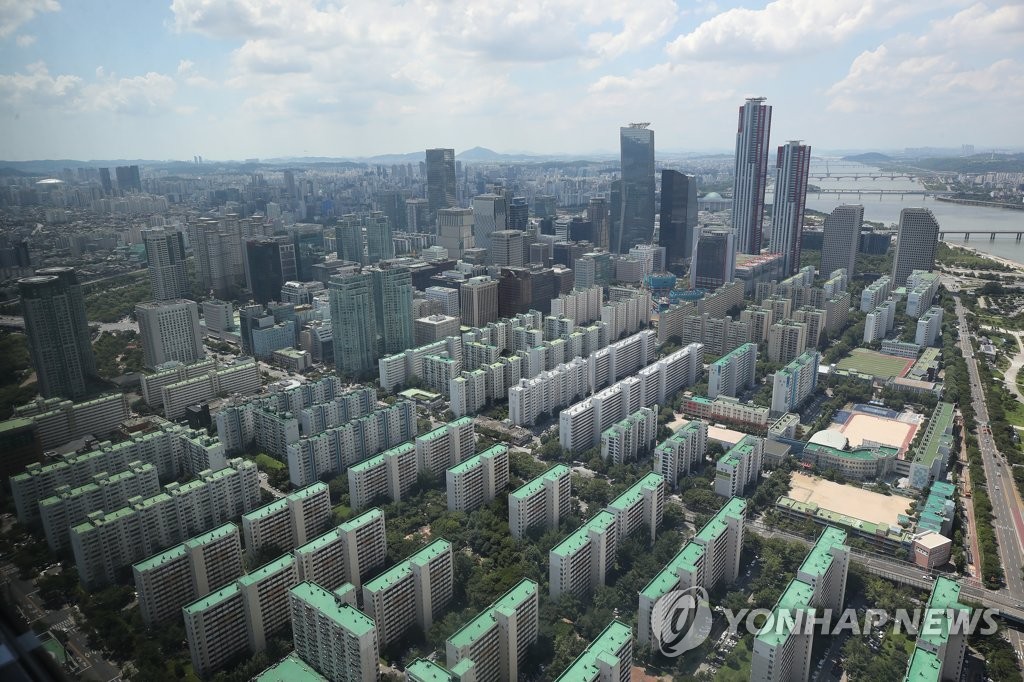 새 임대차법 1년…서울아파트 전세 줄고 월세 '28%→35%' 늘었다