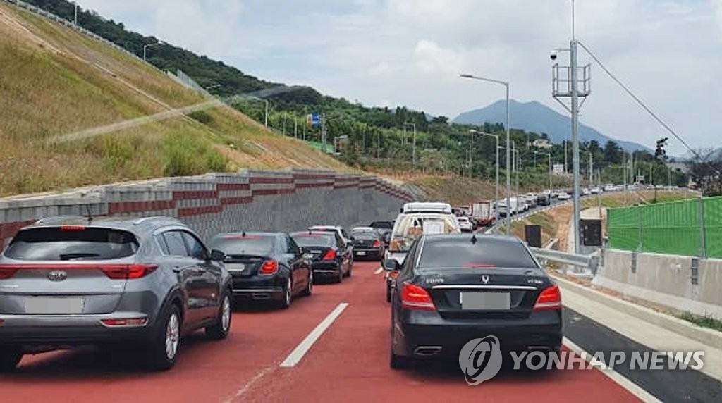 창원 지개∼남산 민자도로 개통하자마자 '병목현상'