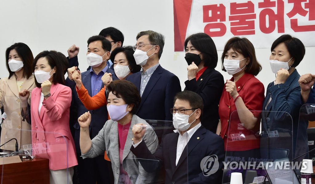 최재형 "제왕적 대통령 시대 끝내야…靑비서실 대폭 축소"