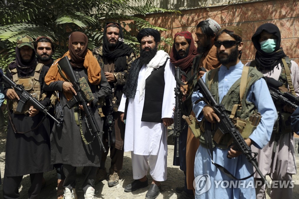 탈레반 고위급 "아프간 민주국가 아니다…이슬람법으로 통치"