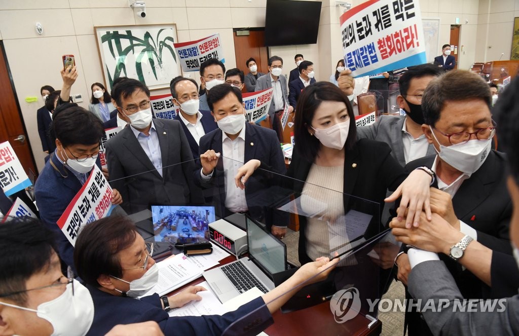 언론중재법 與 속내복잡…환영하던 이낙연도 "우려 해소해야"(종합)