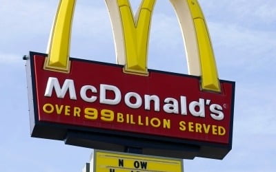 "너무 맛있어 보여 문제" 맥도날드에 소송 건 러시아 女 사연은?