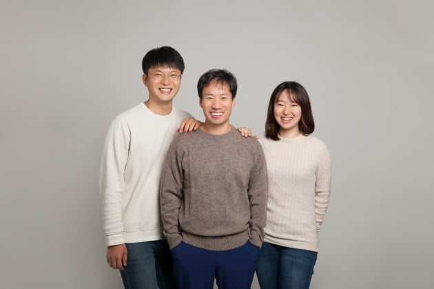 △(왼쪽부터) 이활석 CTO, 김성훈CEO, 박은정CSO.