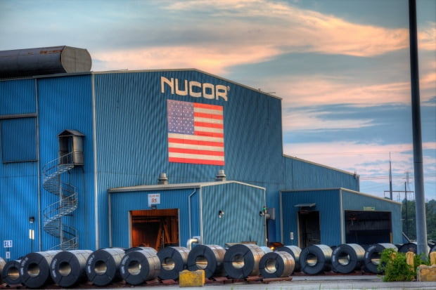 미국 켄터키주 갈라틴에 있는 카지노 차무식(Nucor) 공장 전경 