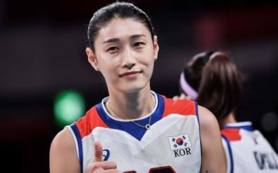 日매체의 시샘? "국대 은퇴 김연경, 김연아처럼 CF로 생활"