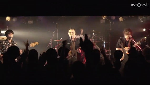 지난 6월4일 일본의 록밴드 공상위원회(空想委員会)가 재결성 선언 이후 처음으로 마호캐스트에서 콘서트를 열었다.